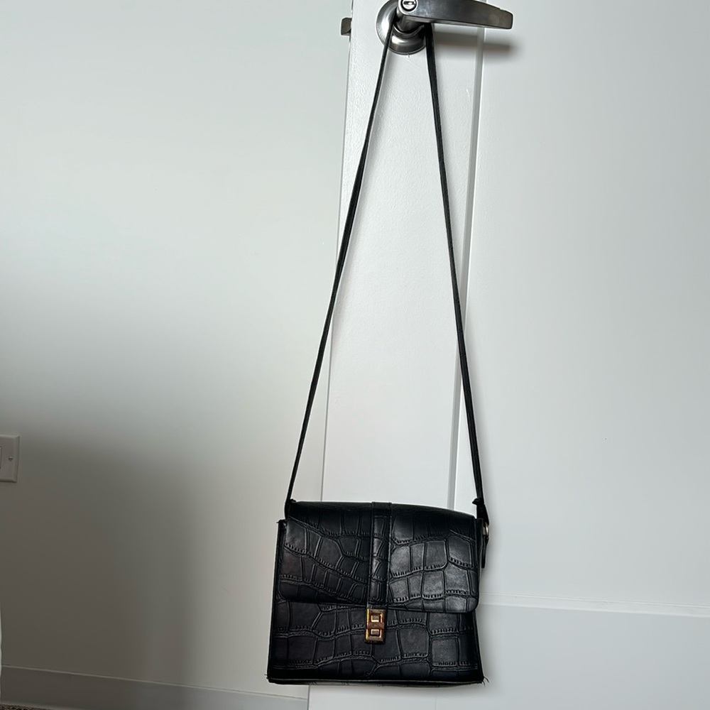 Black snakeskin crossbody